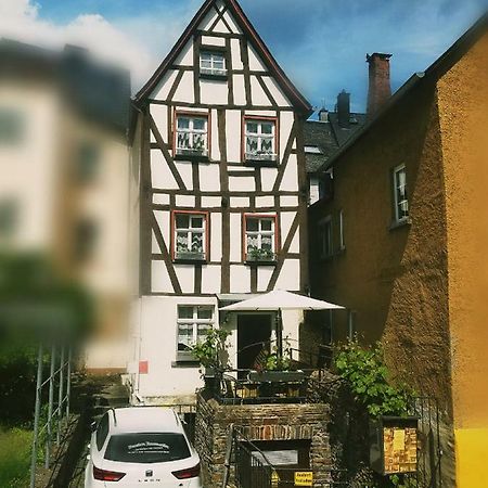 Gaestehaus Pension Romantika In Der Innenstadt Cochem Zewnętrze zdjęcie